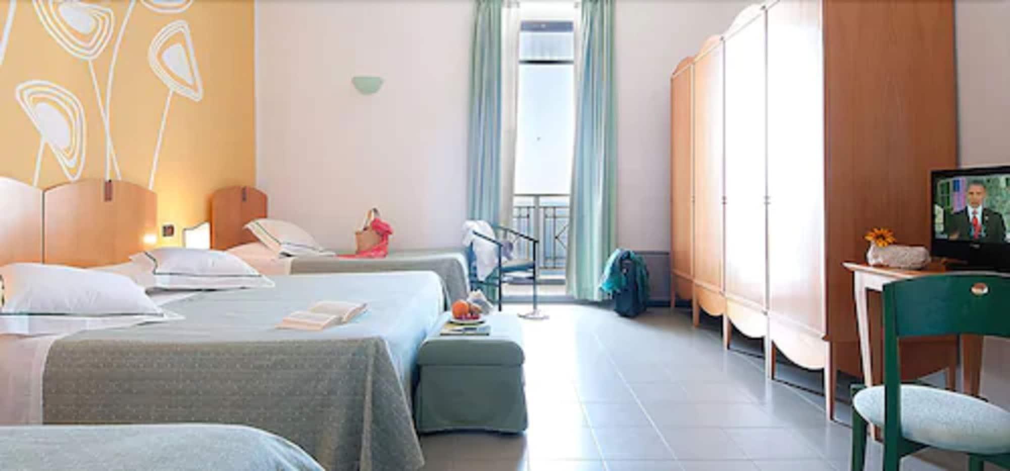 Grand Hotel Mediterraneo Санта-Чезареа-Терме Екстер'єр фото
